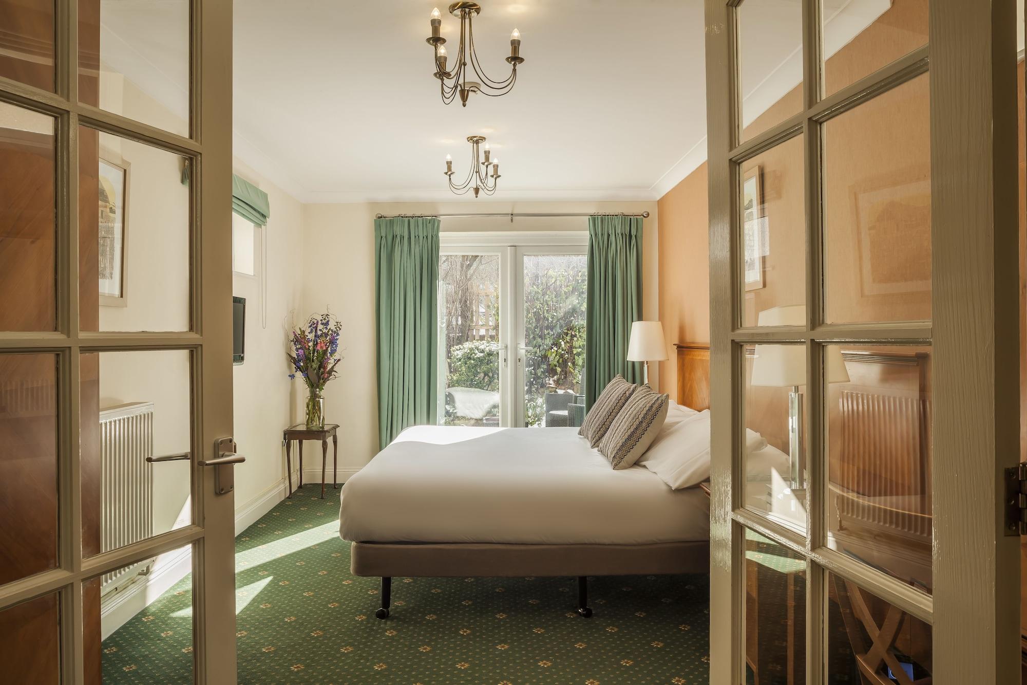 Devonshire Park Hotel Eastbourne Exterior foto