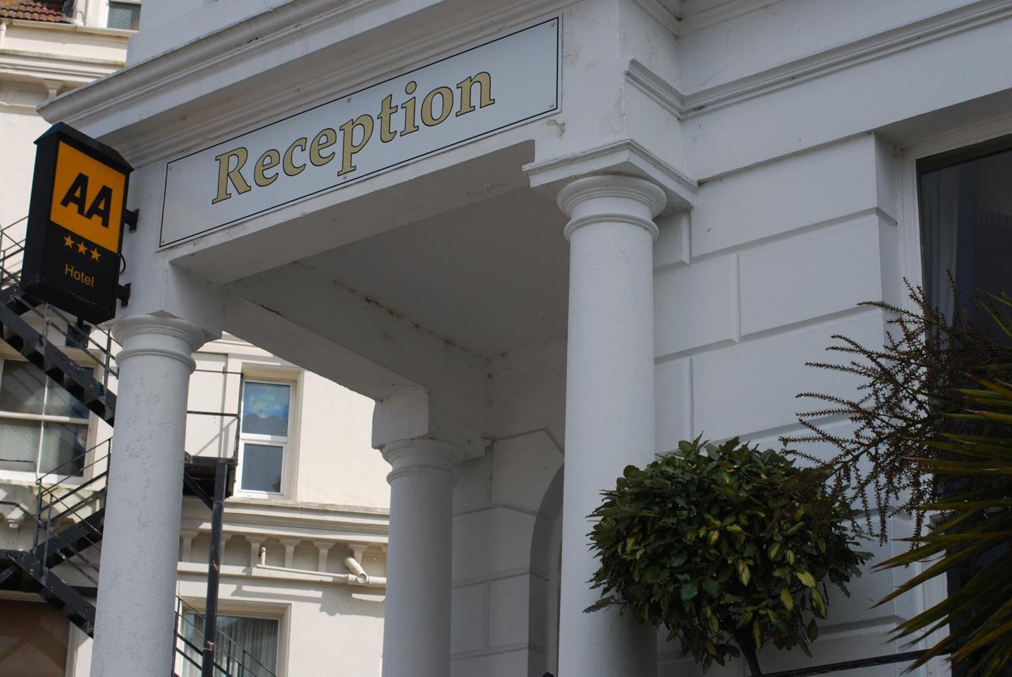 Devonshire Park Hotel Eastbourne Exterior foto
