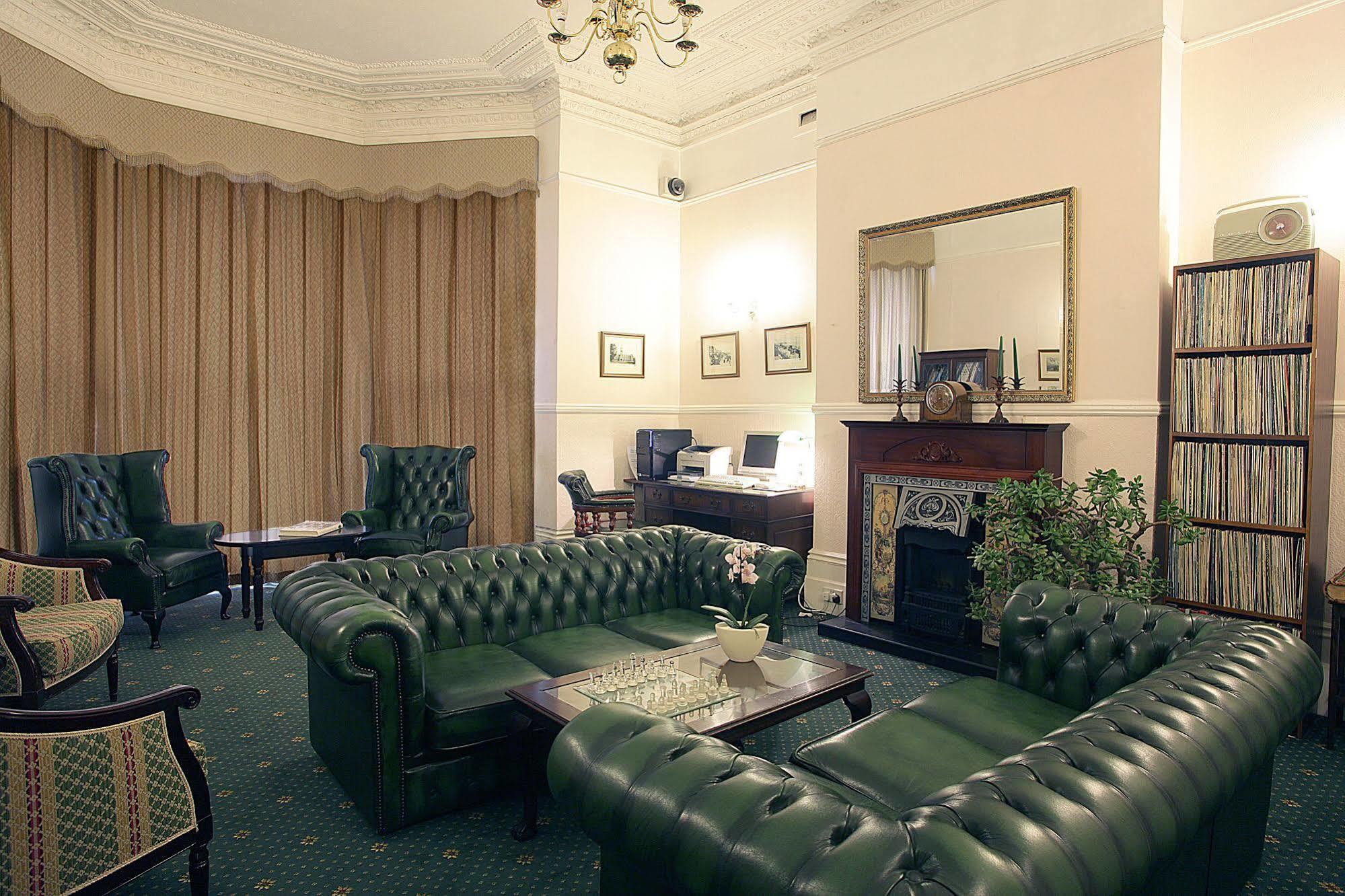 Devonshire Park Hotel Eastbourne Exterior foto